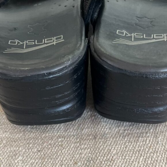 Dansko Woman's Black Leather Margrete Mary-Jane Sling-Back Clogs Sz 8.5 - 9 - Picture 10 of 13